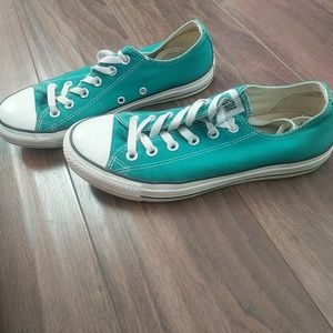 Blue converse